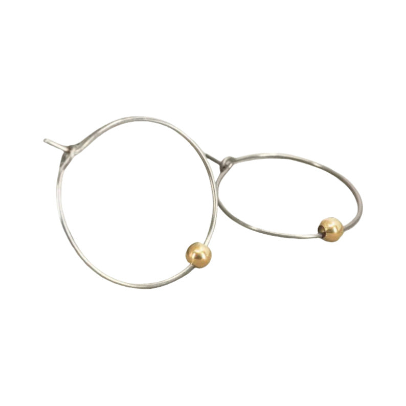 Charming Gold Earring for Any Occasion