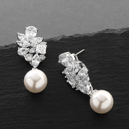 Beautiful Pearl Earring with Unique Style