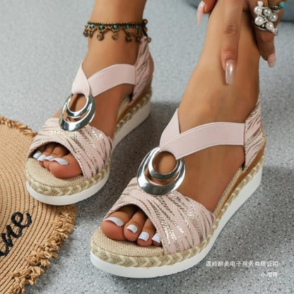 Chic Orthopedic Sandals with Unique Design