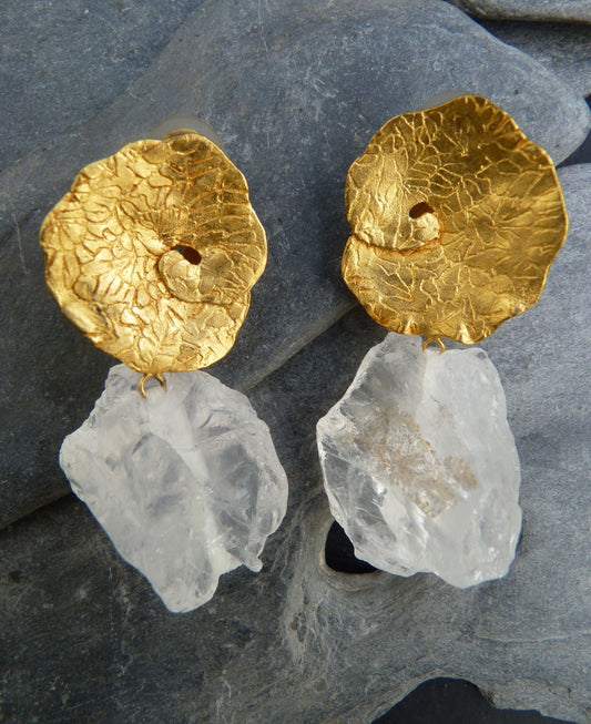 Charming Earring for Any Occasion