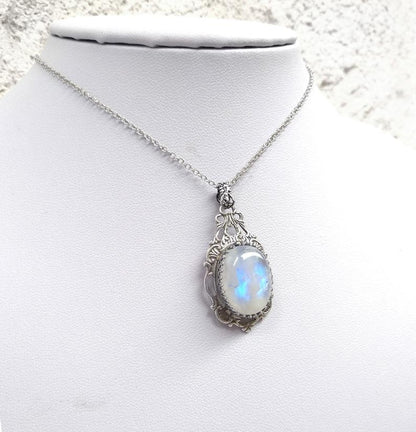 Romantic Necklace for Special Moments