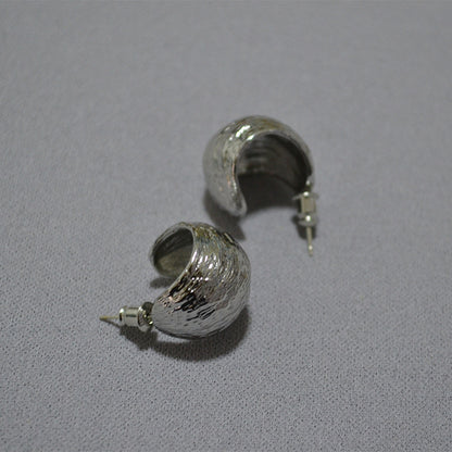 Elegant Silver Earring for Every Occasion