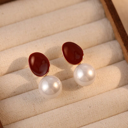 Stunning Pearl Earring for Daily Wear
