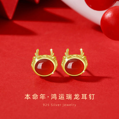 Stunning Silver Earring for Daily Wear