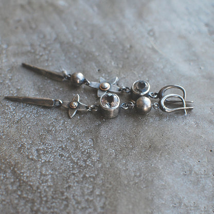 Beautiful Silver Earring with Unique Style