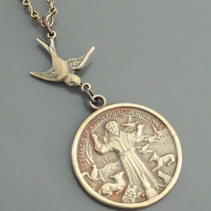 Stunning Necklace for Daily Wear