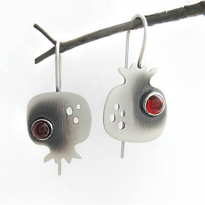 Charming Silver Earring for Any Occasion