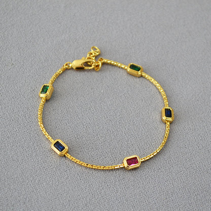 Charming Gold Necklace for Any Occasion