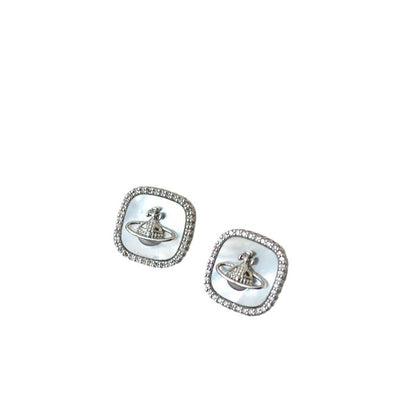 Elegant Silver Earring for Every Occasion