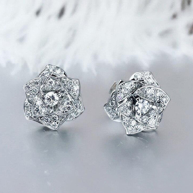 Elegant Earring for Every Occasion