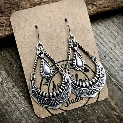 Classic Earring with Timeless Appeal