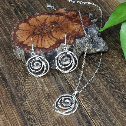 Romantic Necklace for Special Moments