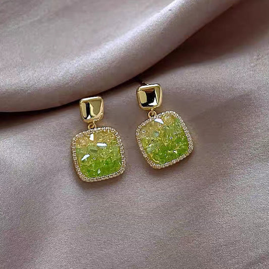 Classic Earring with Timeless Appeal