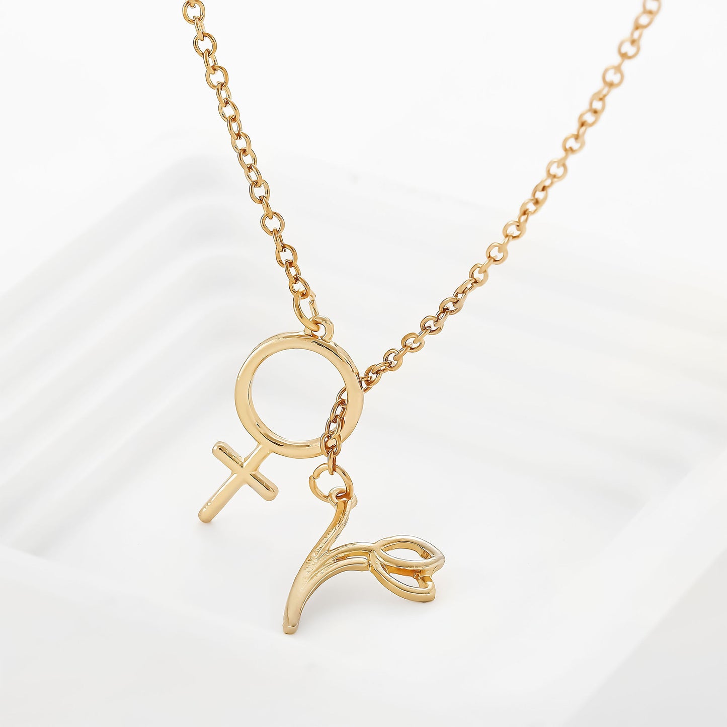 Elegant Gold Necklace for Every Occasion