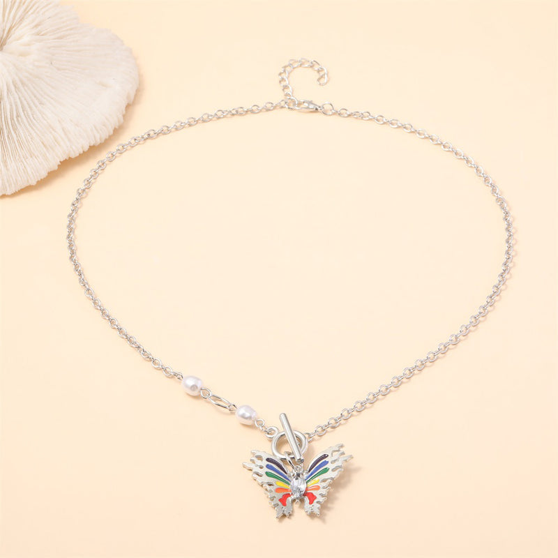 Beautiful Pearl Necklace with Unique Style