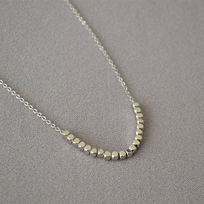 Stunning Gold Necklace for Daily Wear