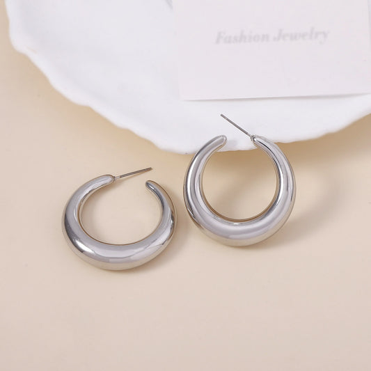 Classic Earring with Timeless Appeal