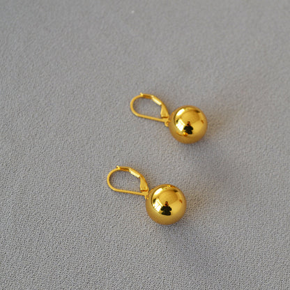 Delicate Artisan Gold Earring