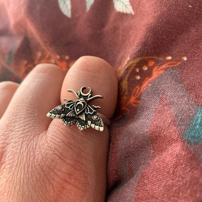Stunning Ring for Daily Wear