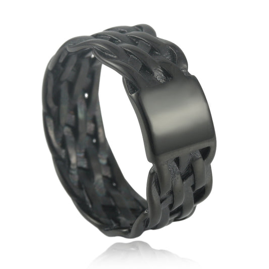 Classic Chain with Timeless Appeal