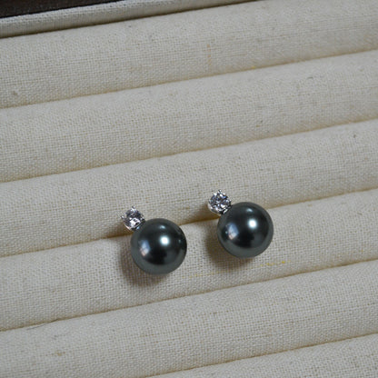 Romantic Silver Earring for Special Moments