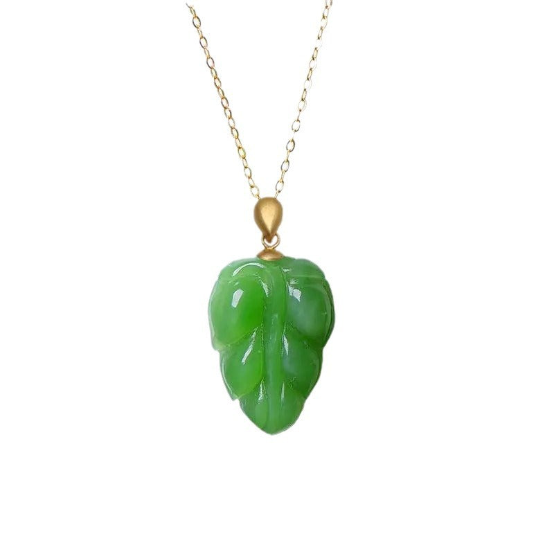 Charming Gold Necklace for Any Occasion