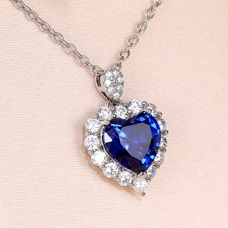 Stunning Necklace for Daily Wear