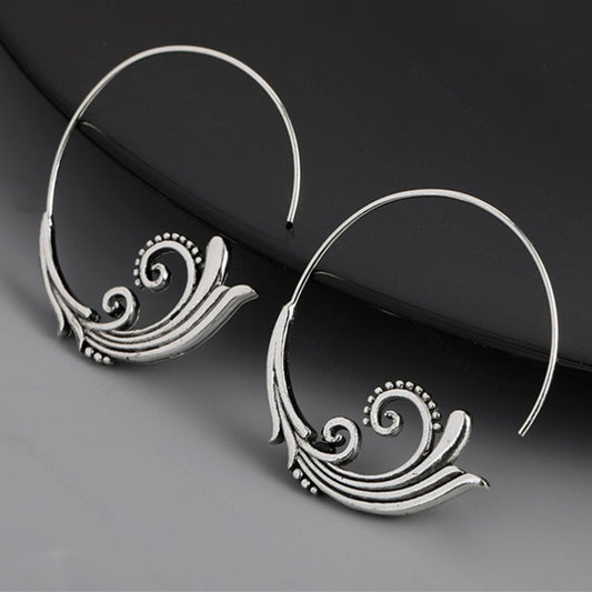 Elegant Silver Earring for Every Occasion