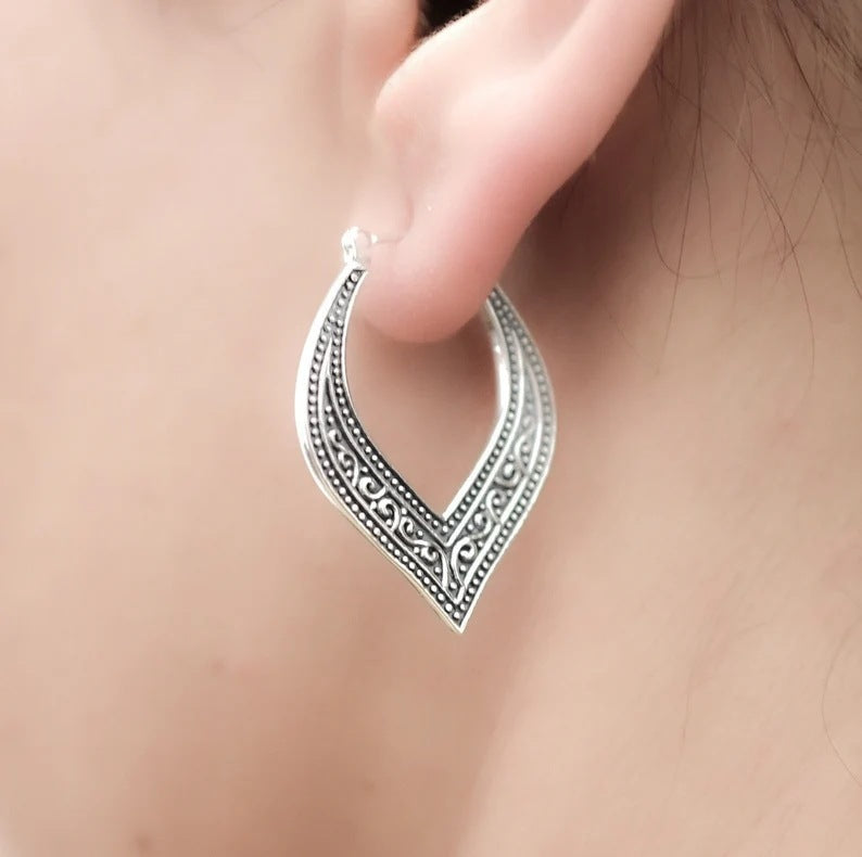 Elegant Earring for Every Occasion