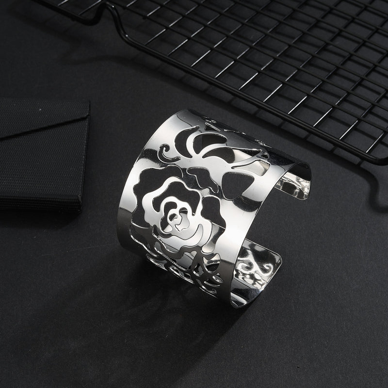 Beautiful Bracelet with Unique Style