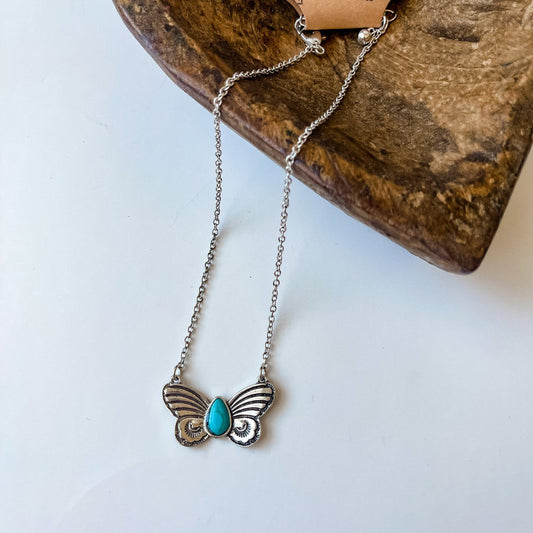 Stunning Necklace for Daily Wear