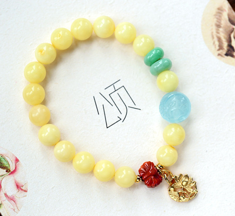 Romantic Gold Bracelet for Special Moments