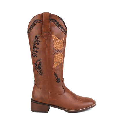 Graceful Orthopedic Boots for Modern Look
