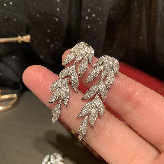 Romantic Earring for Special Moments
