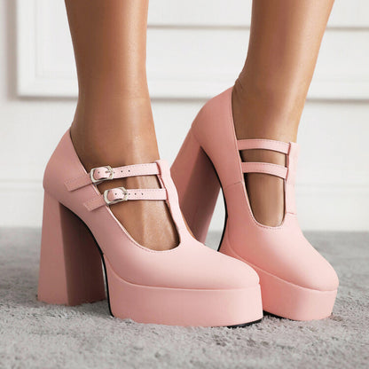 Graceful Orthopedic Sandals for Modern Look