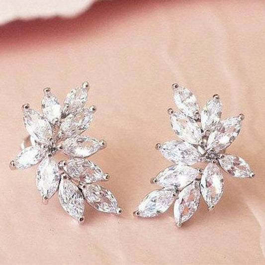 Romantic Earring for Special Moments