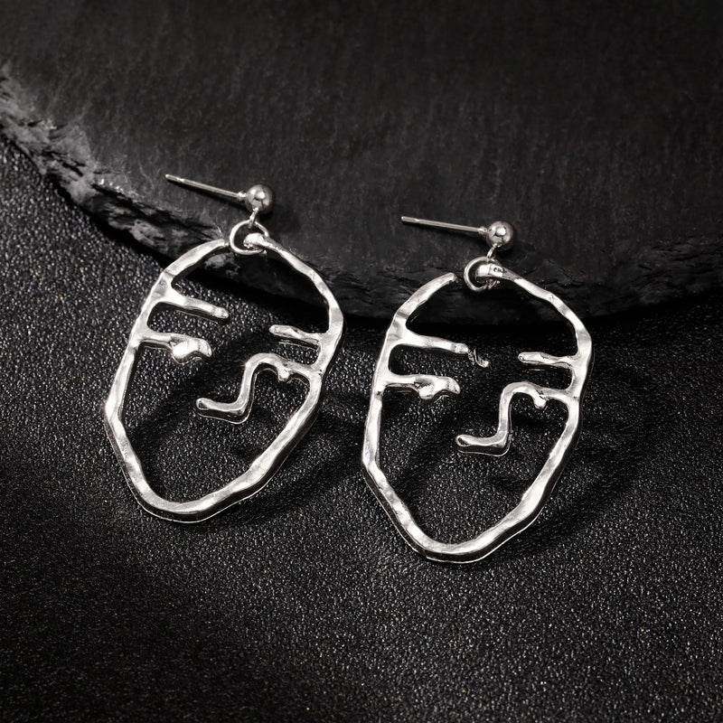 Classic Earring with Timeless Appeal