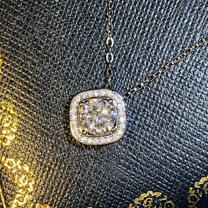 Classic Necklace with Timeless Appeal