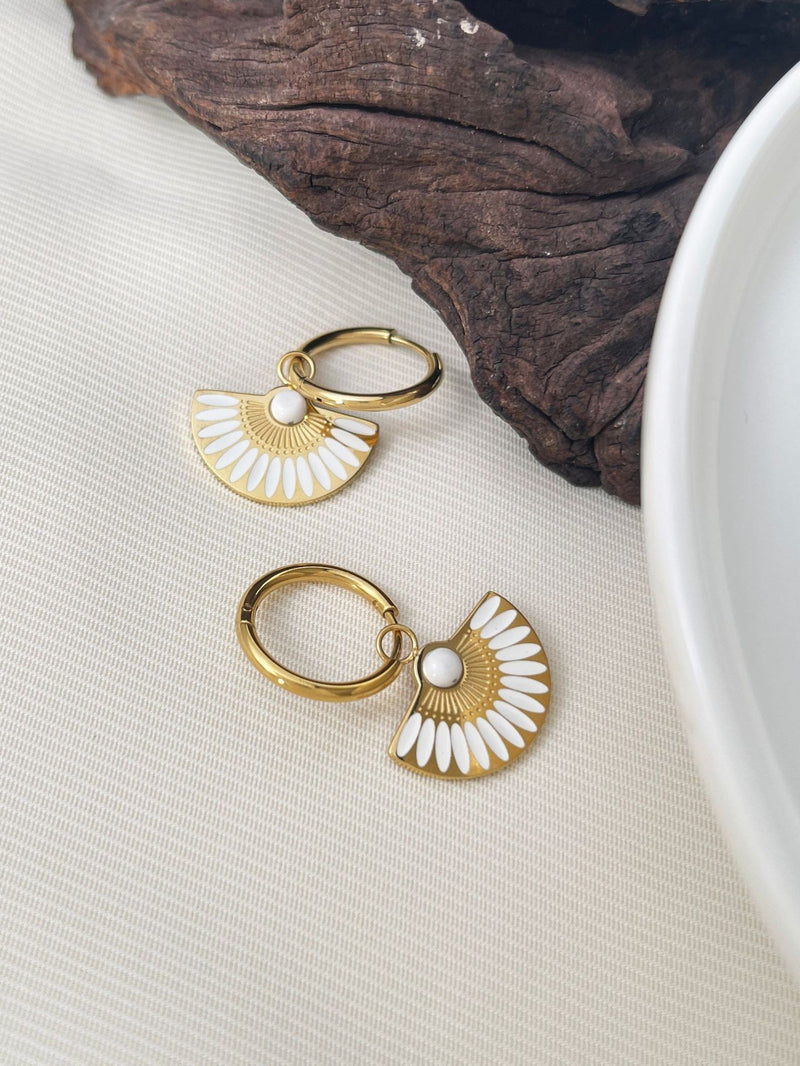 Stunning Earring for Daily Wear