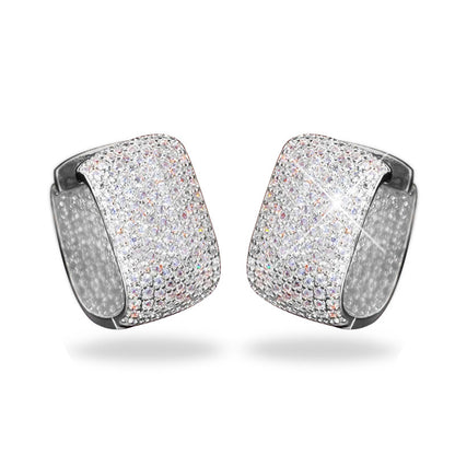 Charming Earring for Any Occasion