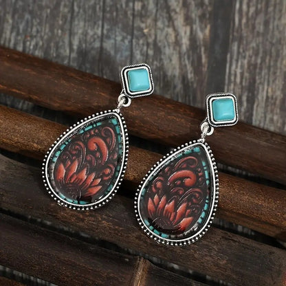 Classic Earring with Timeless Appeal