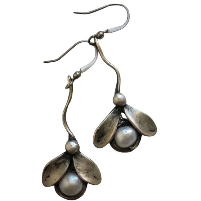 Stunning Pearl Earring for Daily Wear