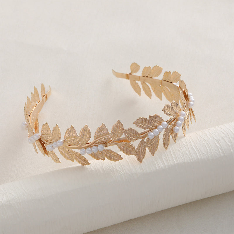 Stunning Gold Piece for Daily Wear