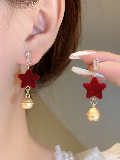 Charming Earring for Any Occasion
