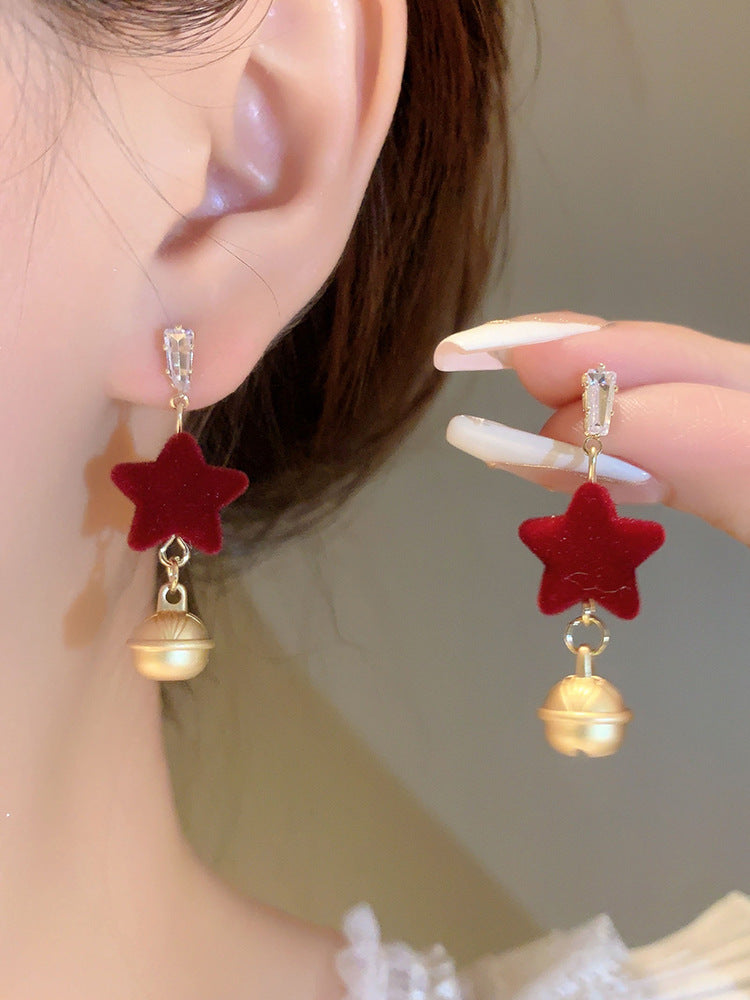 Charming Earring for Any Occasion