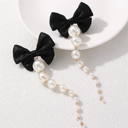 Classic Pearl Earring with Timeless Appeal