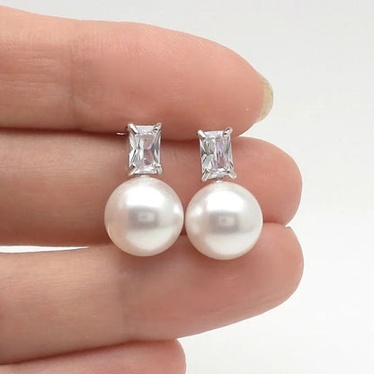 Romantic Pearl Earring for Special Moments