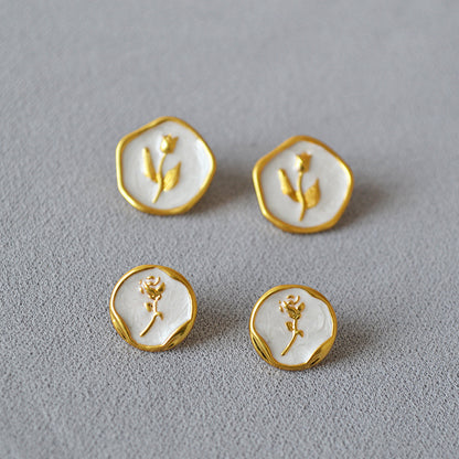Vintage Handmade Gold Earring
