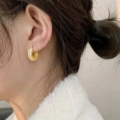 Romantic Earring for Special Moments