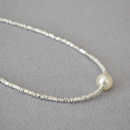Classic Silver Necklace with Timeless Appeal